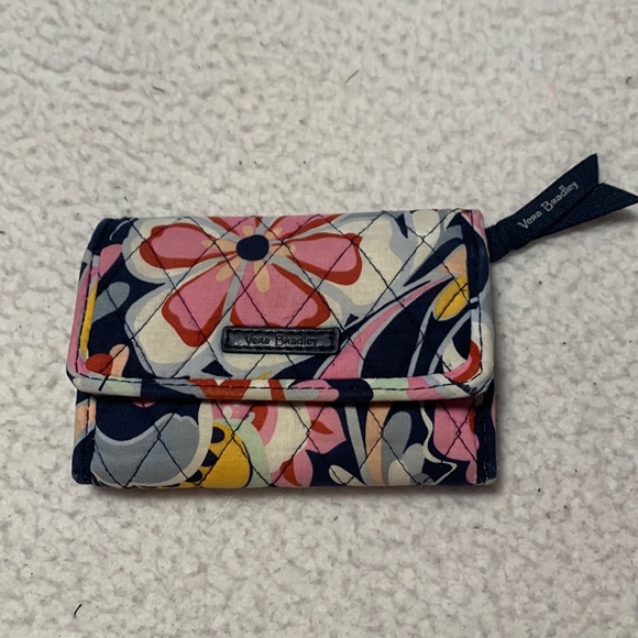 Vera Bradley Compact Wallet, GUC - Picture 1 of 5